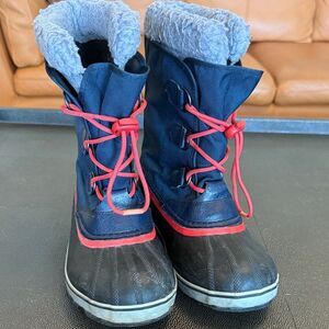 Sorel Unisex Snow Boots with Red and Blue Waterproof size 38